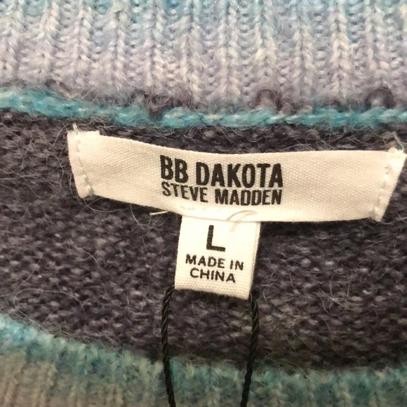 🦄HOST PICK!🦄BB Dakota Tri Color Sweater - Picture 4 of 12